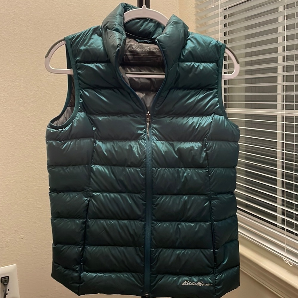 Eddie Bauer vest that has never been worn!